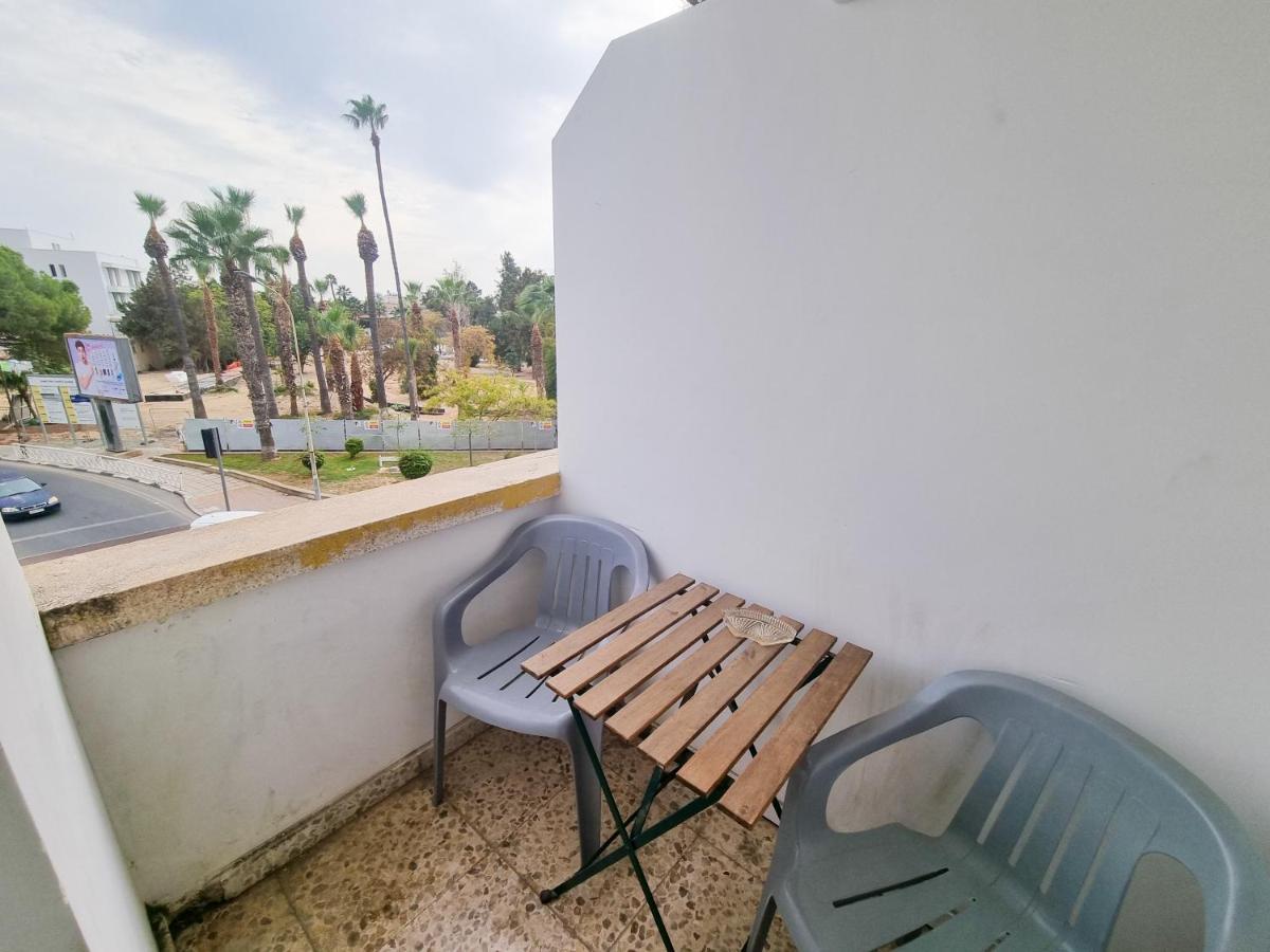 Apartment Garden Larnaca